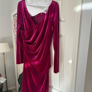 Elegant Velvet Long Sleeve Dress in Rich Pink
